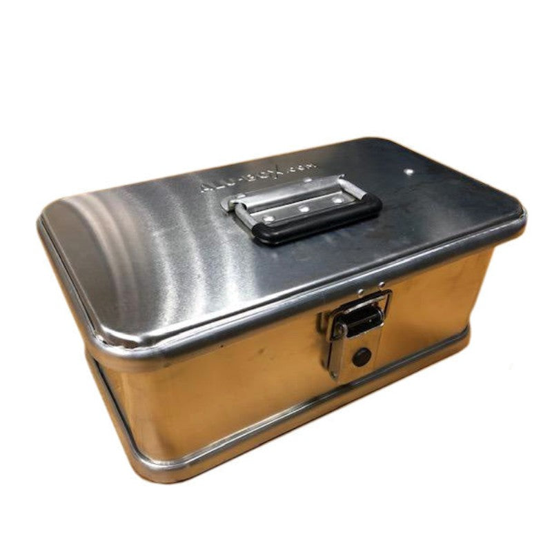 alubox-10l-front-view-on-white-background
