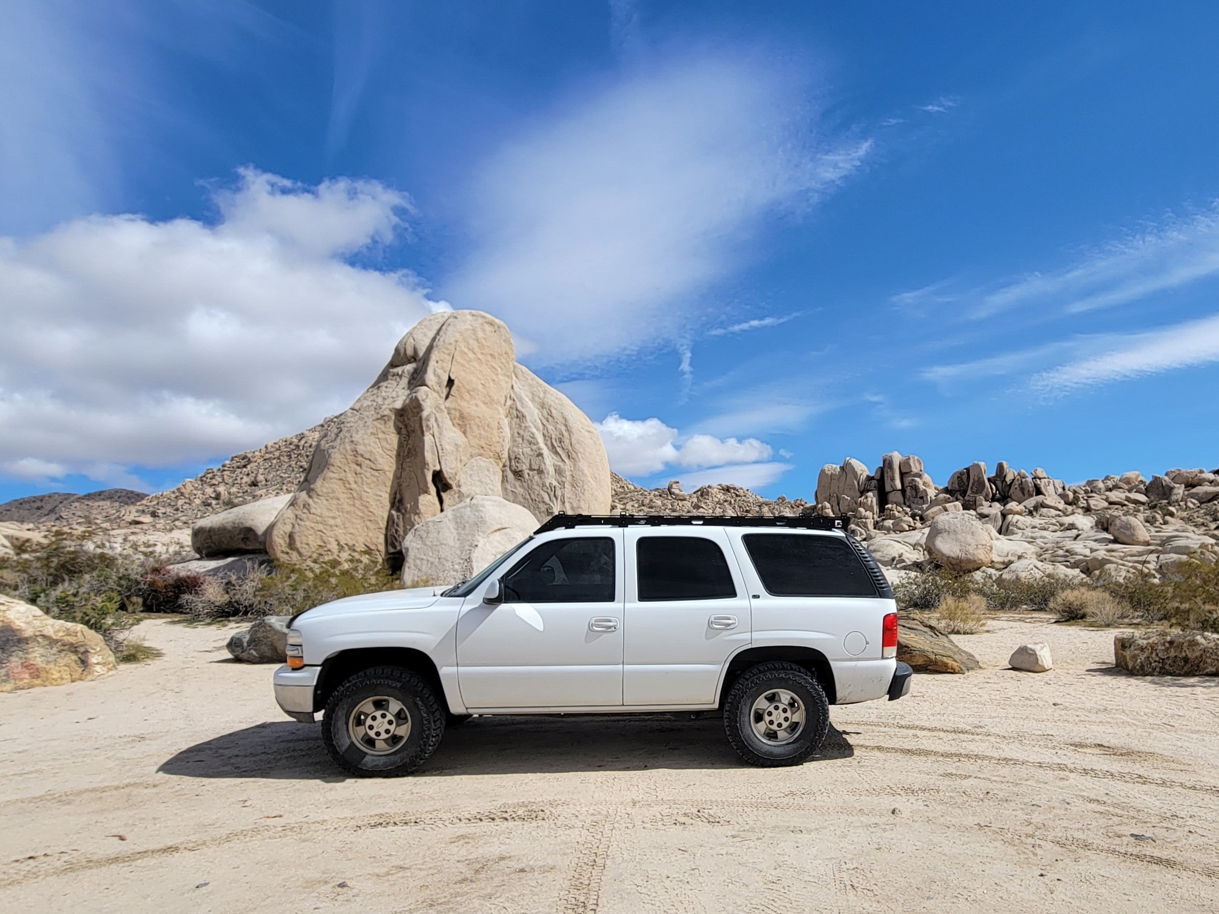 2000 - 2006 Chevy Tahoe | GMC Yukon Roof Rack