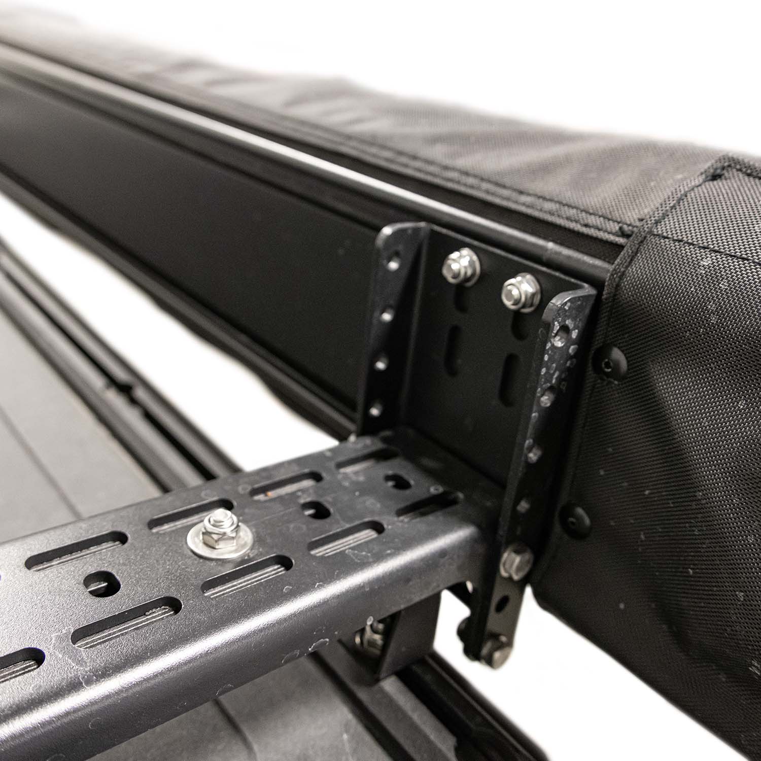 Onyx 270 Freestanding Vehicle Awning - Left