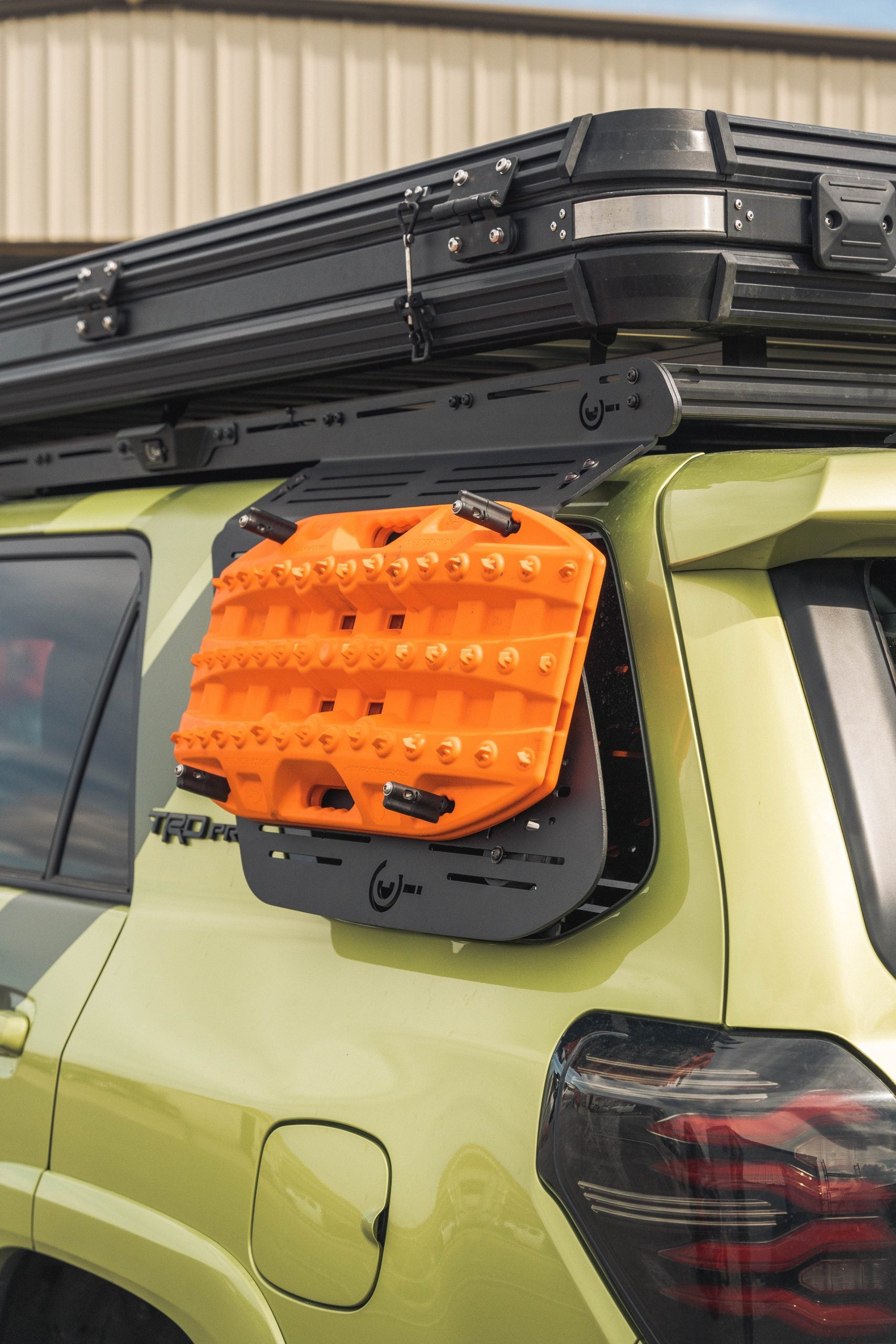 Prinsu 5th Gen 4Runner Rear Window Accessory Panel