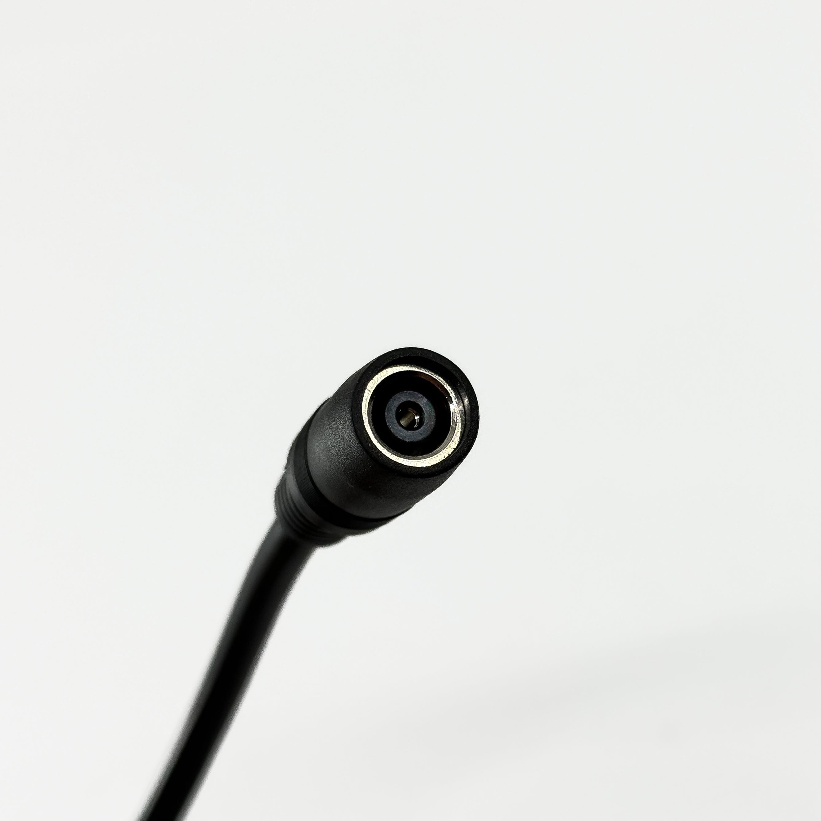 SB50 to female 8mm adapter (DC8020) 2.0 center pin