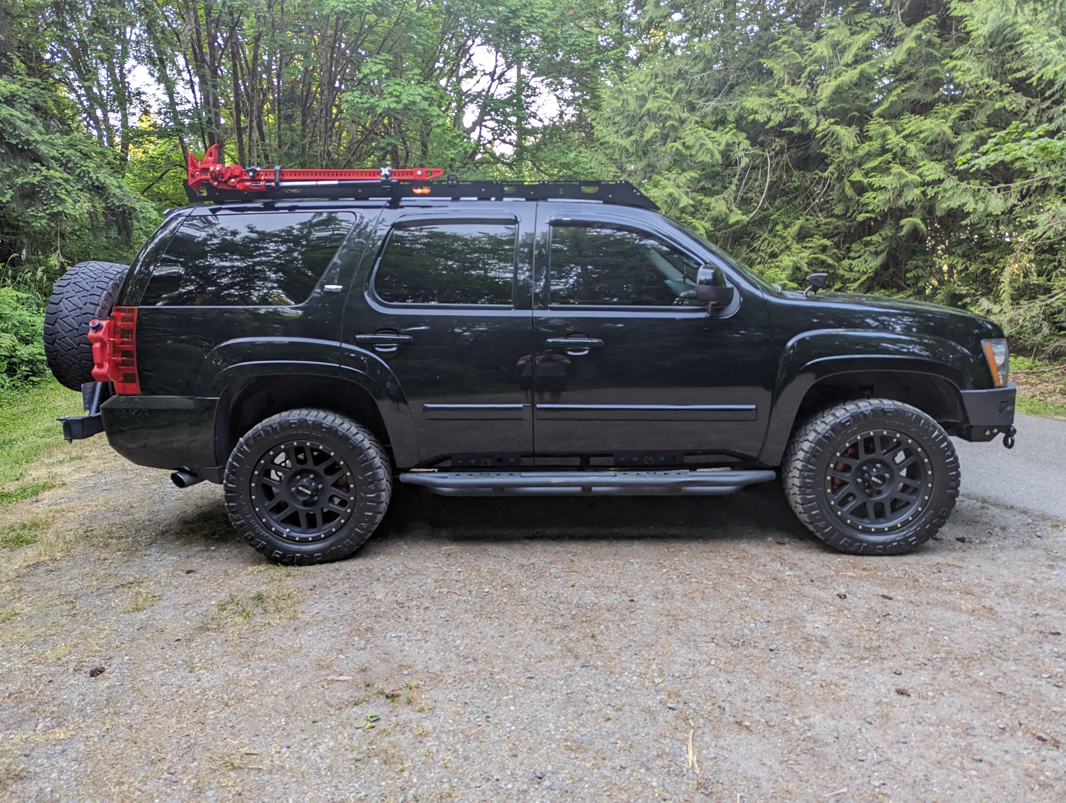 2007 - 2014 GMC Yukon | Chevy Tahoe Roof Rack