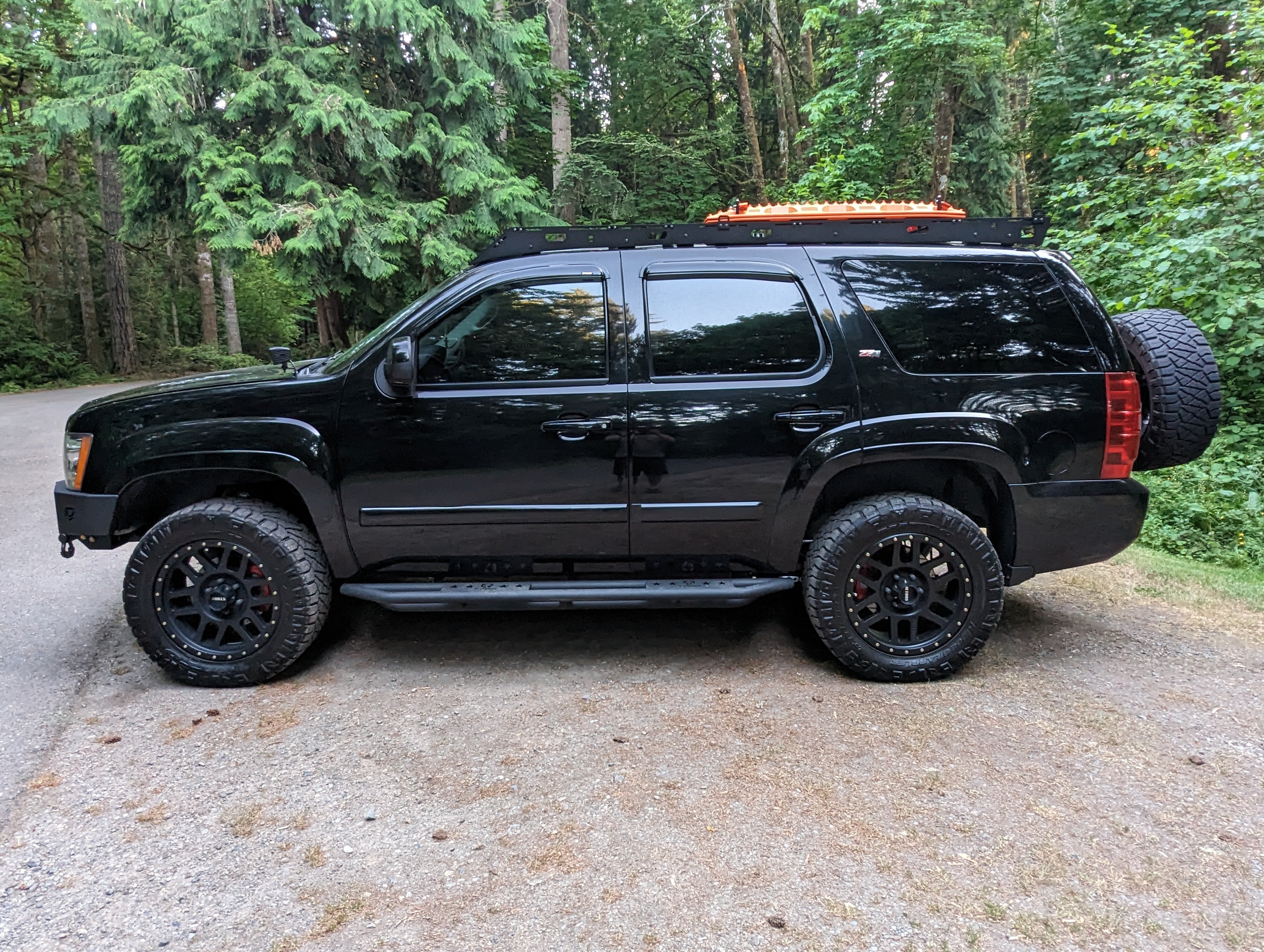 2007 - 2014 GMC Yukon | Chevy Tahoe Roof Rack