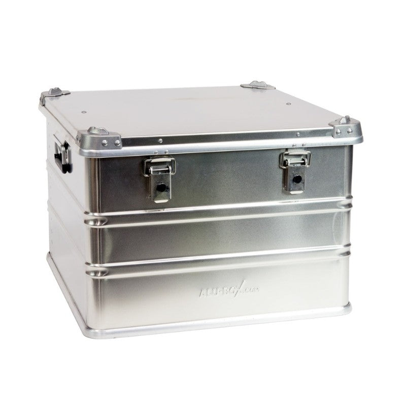 alubox-115l-front-view-on-white-background
