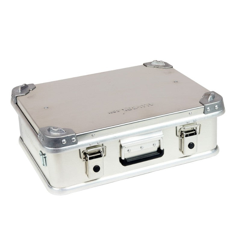 alubox-23l-front-view-on-white-background