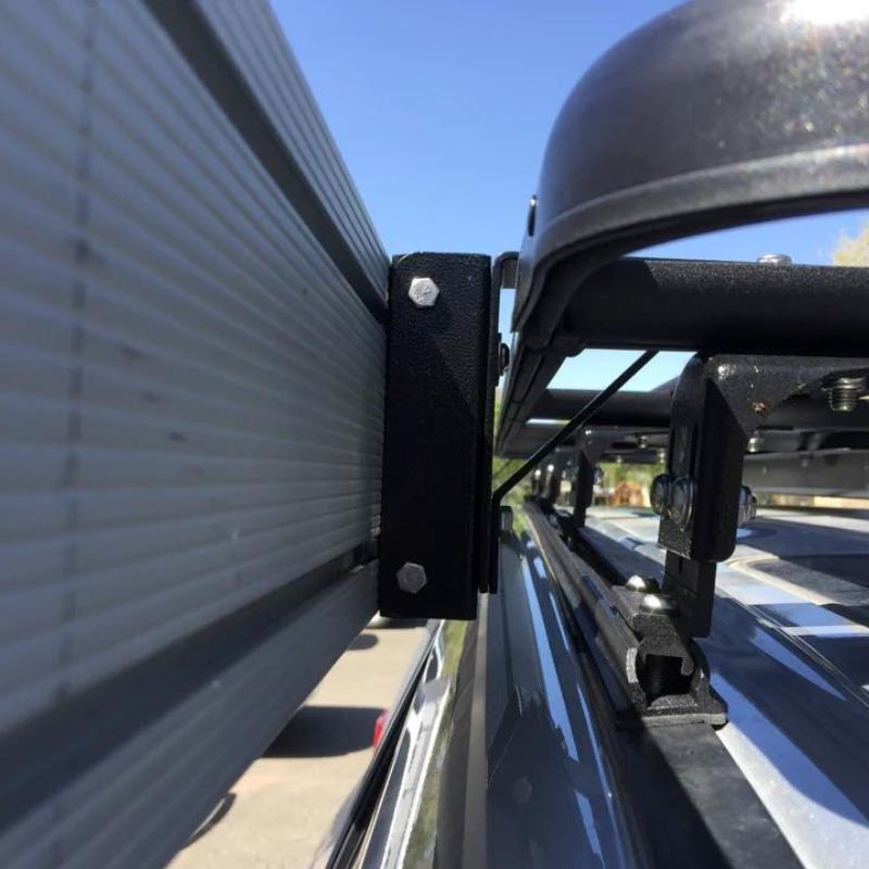 eezi-awn-swift-awning-close-back-view-close-up-mounting-piece