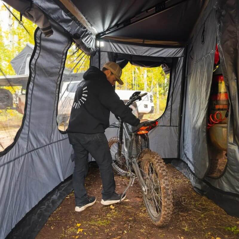 Freespirit Recreation 270 Awning Room