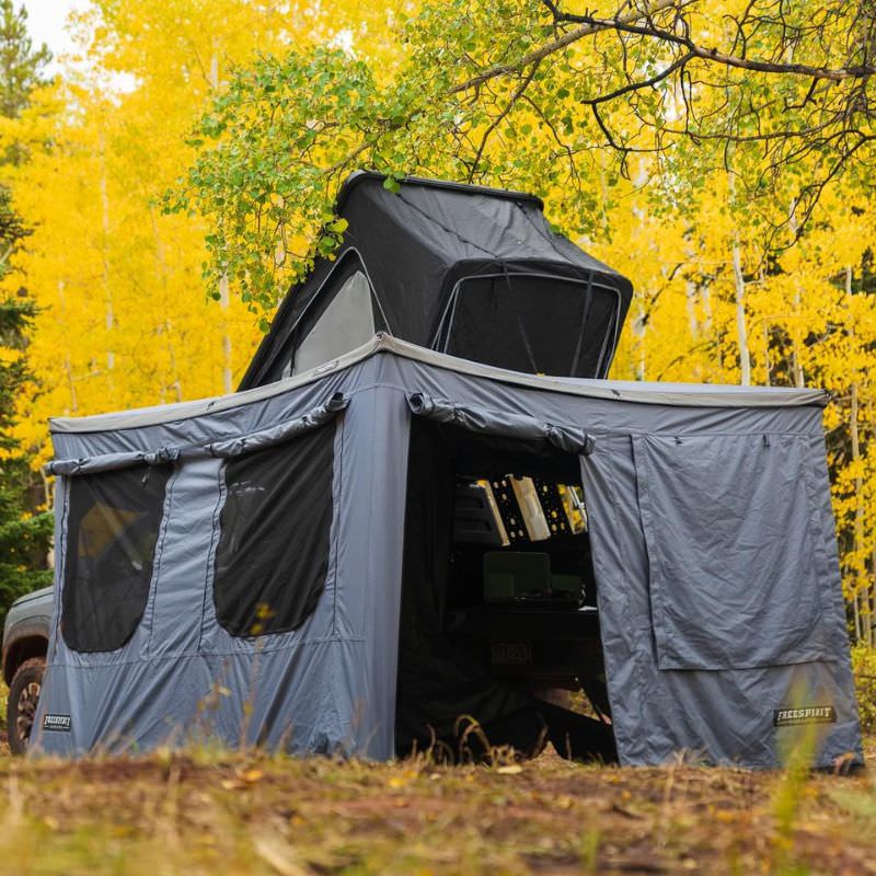 Freespirit Recreation 270 Awning Room