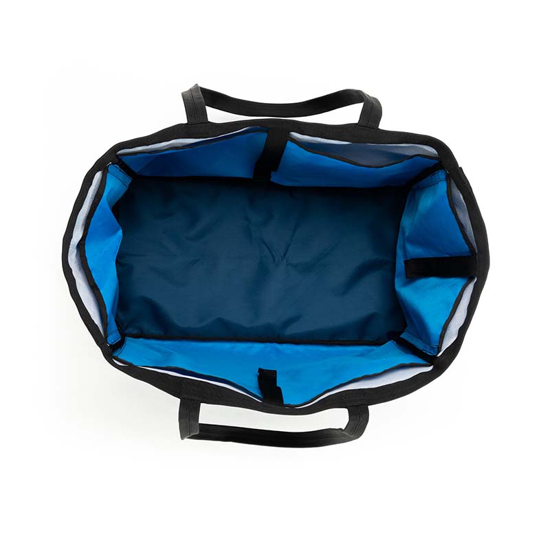 guzzle-h2o-klickitat-bag-interior-view-on-white-background