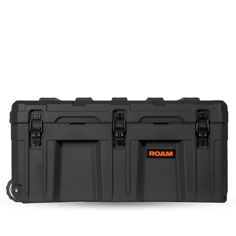 roam-125l-rolling-rugged-case-black-close-front-view-on-white-background