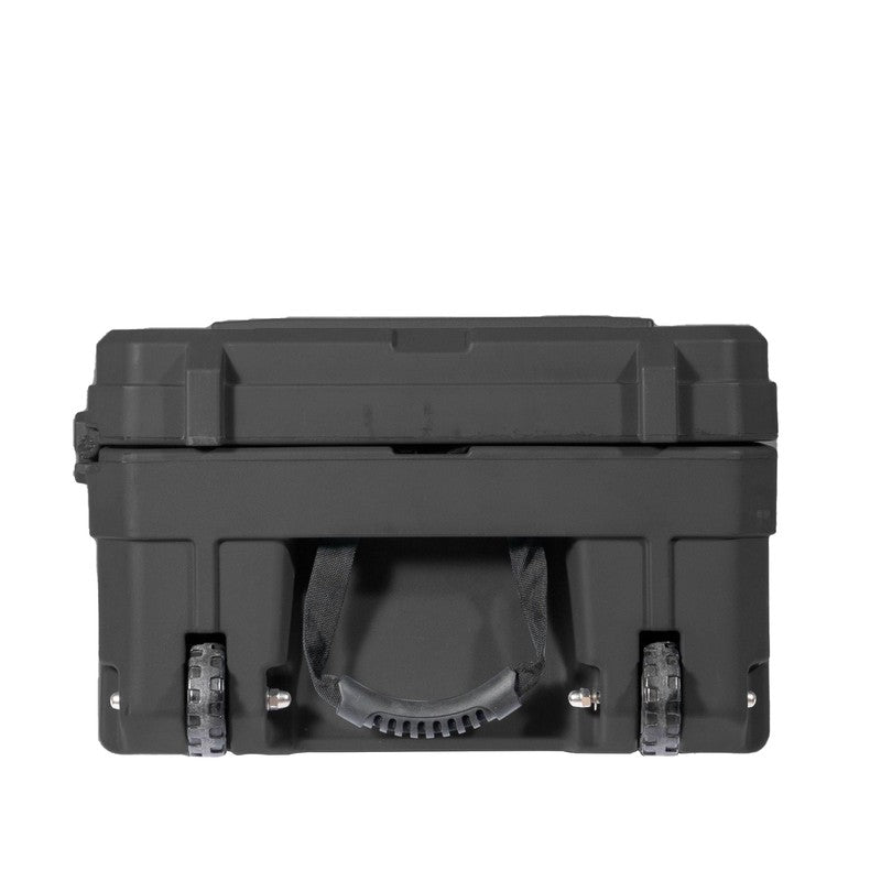 roam-128l-rolling-rugged-case-black-side-view-with-wheel-on-white-background