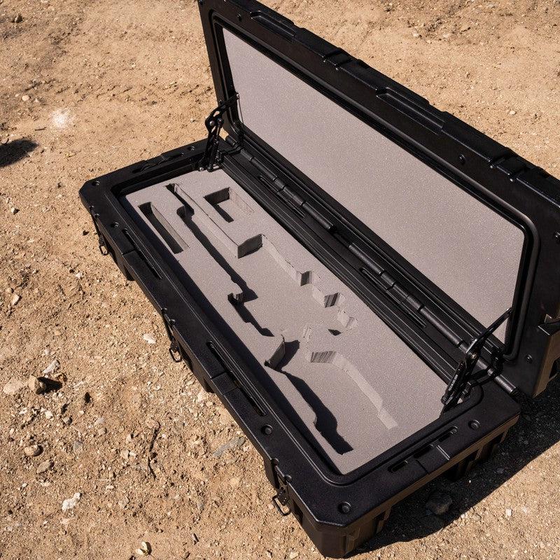 roam-95l-rugged-case-foam-insert-front-corner-view-in-rugged-case-on-desert