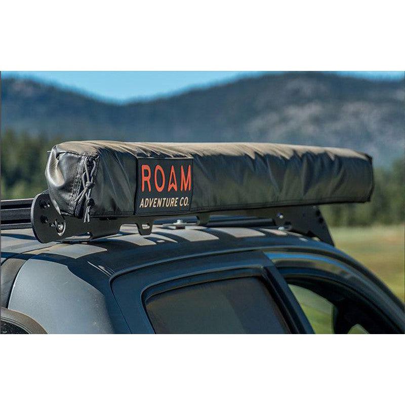 roam-rooftop-awnings-close-side-view-on-vehicle-in-nature