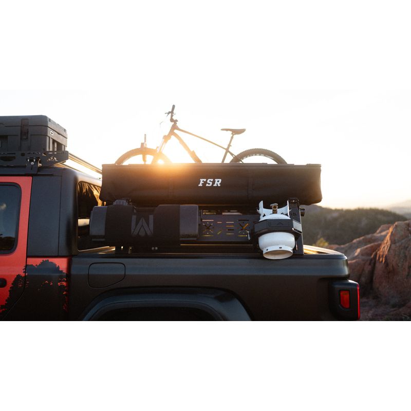 sherpa-mid-height-pak-system-bed-rack-side-view-on-jeep-gladiator-in-nature