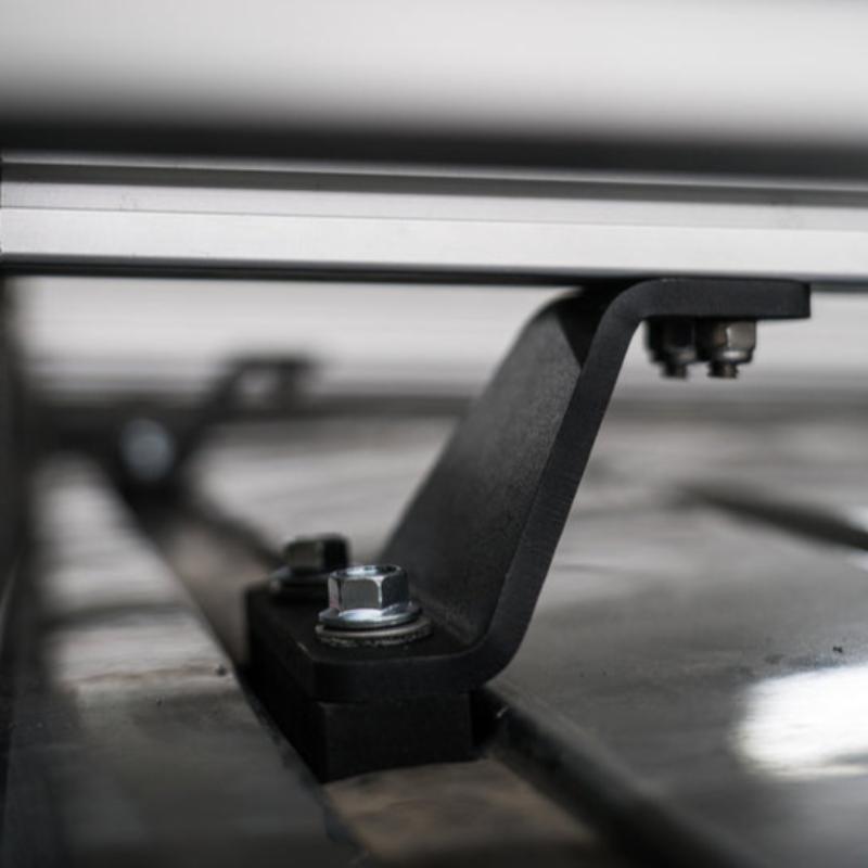 sherpa-mounting-feet-close-up-view-on-vehicle