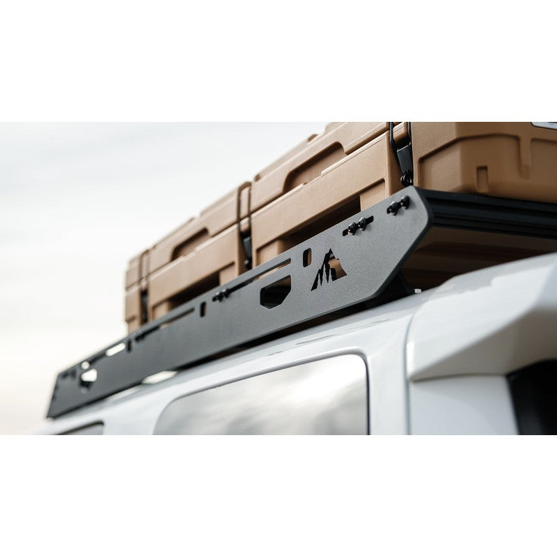 sherpa-needle-roof-rack-for-2010-2024-4runner-close-up-view-with-roam-case