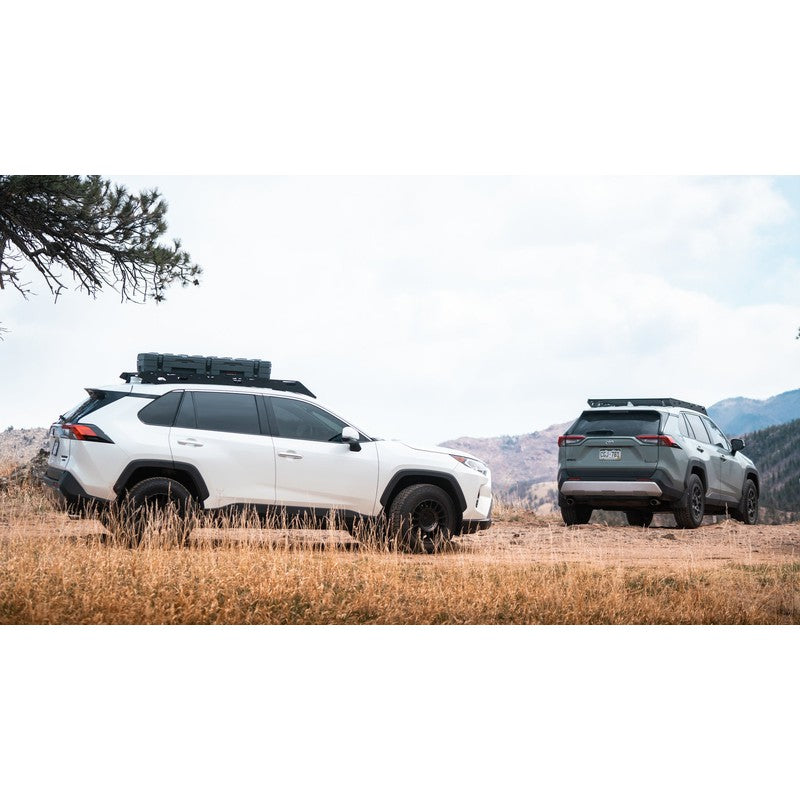 sherpa-snowmass-roof-rack-for-2019-2024-rav4-side-view-with-roam-case-in-nature