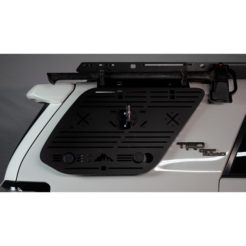 sherpa-window-panel-rotopax-mounting-kit-on-vehicle