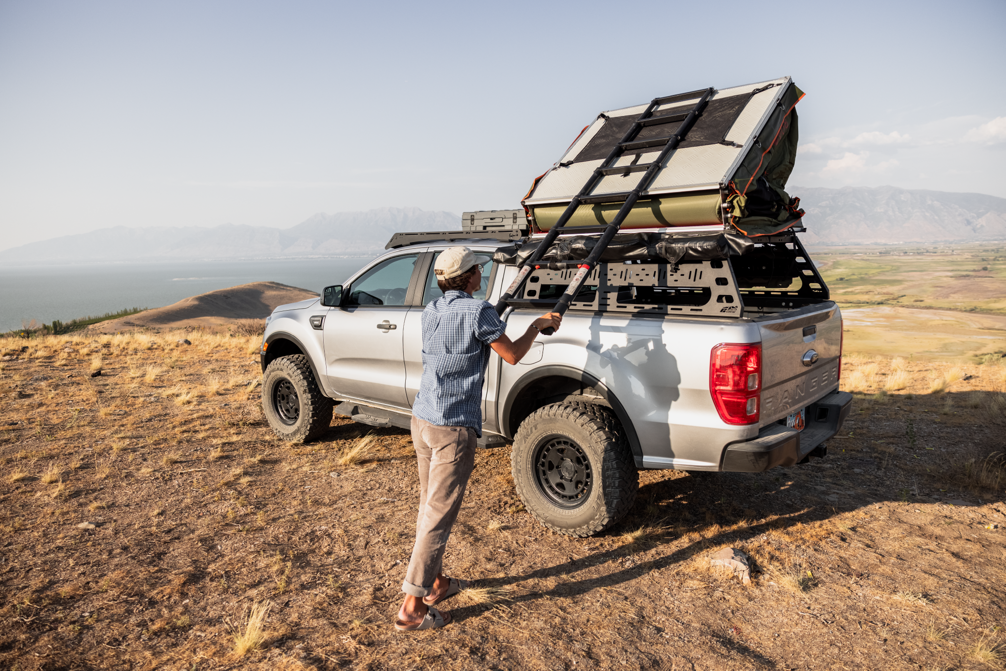 V1 - The Vagabond Rooftop Tent